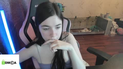 Snapshot of melisanilson chatting on May 8, 9:42 pm melisanilson online show from May 8, 9:42 pm