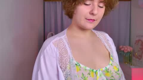 Melissa online show from December 4, 6:12 am