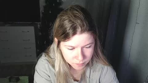 Snapshot of melissa__ray chatting on January 15, 7:34 pm Melissa Ray online show from January 15, 7:34 pm