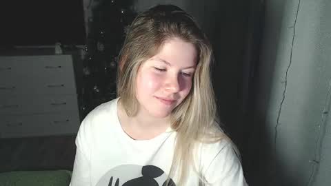 Snapshot of melissa__ray chatting on January 25, 6:13 pm Melissa Ray online show from January 25, 6:13 pm