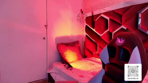 Lissa  online show from April 16, 6:41 pm