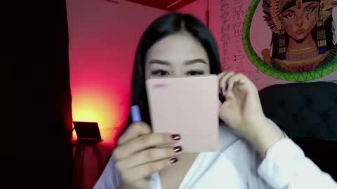 michell online show from December 15, 8:35 pm