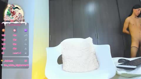 Snapshot of melissa_fem_ chatting on December 24, 4:22 am M E L I S S A  online show from December 24, 4:22 am