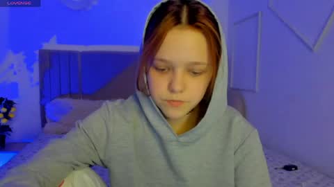 Melissa online show from April 29, 11:33 pm