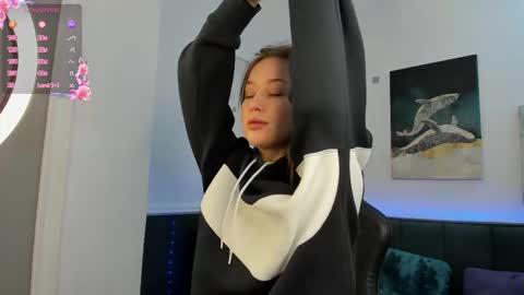 melissa_new22 online show from November 29, 12:35 am