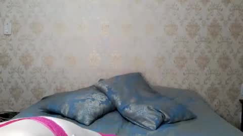 Snapshot of melissa_s2 chatting on May 11, 11:24 pm Melissa online show from May 11, 11:24 pm