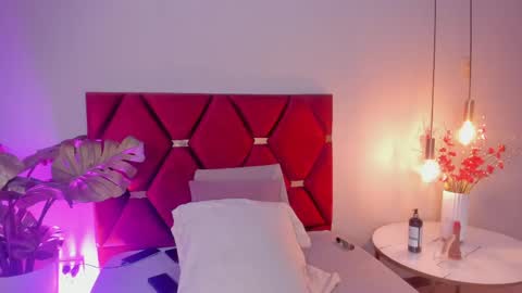 Melissa online show from April 22, 12:07 pm