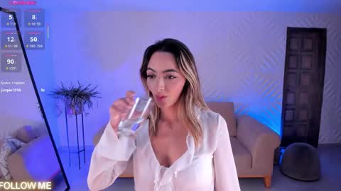 Snapshot of melissamoore_ chatting on September 27, 2:49 am Call me Meli online show from September 27, 2:49 am