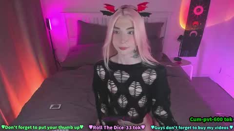 Melissa or abbreviated Mel or Lis online show from October 23, 6:17 pm