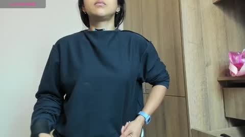 mellanie online show from March 12, 10:37 am