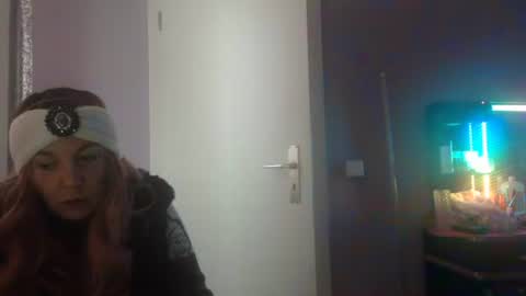 Snapshot of melli23 chatting on February 5, 1:05 pm Melli online show from February 5, 1:05 pm
