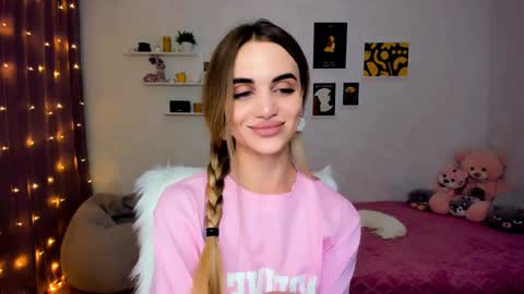 Tessa online show from December 8, 12:07 am