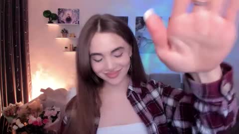 Tessa online show from December 19, 8:27 pm