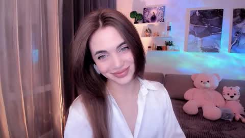 Tessa online show from March 1, 4:14 am