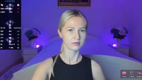 Mellina online show from December 4, 8:39 pm