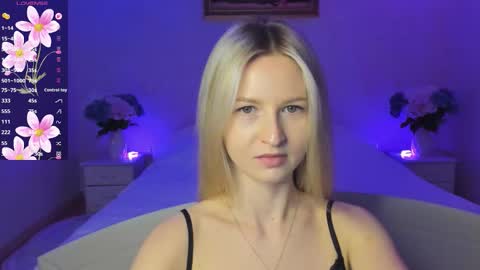 Mellina online show from December 14, 8:13 pm