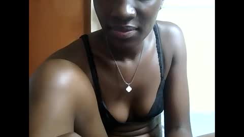 mellisagal online show from February 24, 10:57 am