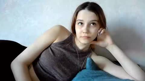 Mellisa online show from April 21, 7:25 am