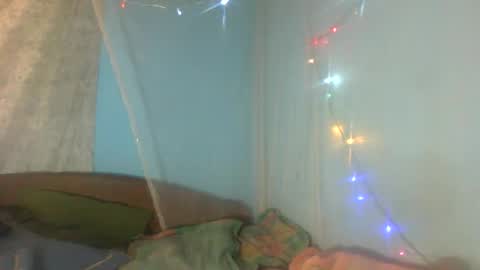 mellissa online show from December 5, 4:53 am