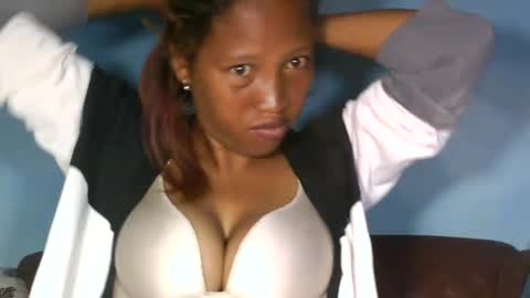 mellissa online show from January 21, 4:10 am