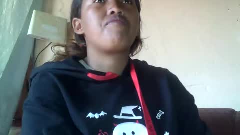 mellissa online show from October 28, 4:49 am