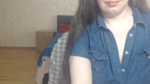 Snapshot of mellodyyyyyy chatting on June 28, 11:16 am mellodyyyyyy online show from June 28, 11:16 am