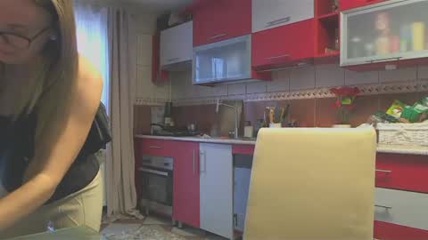 Melly online show from February 23, 9:55 am