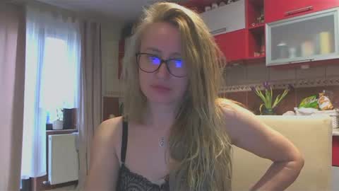 Melly online show from March 11, 7:58 am