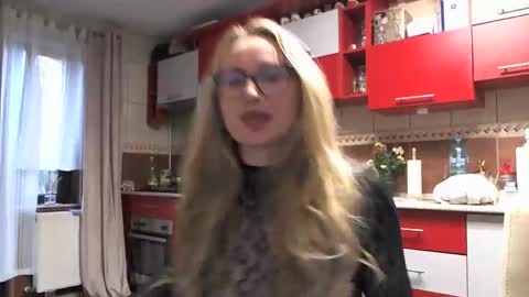 Melly online show from October 27, 7:12 am