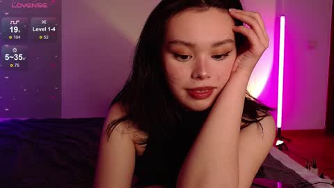 Snapshot of melmean chatting on December 18, 6:14 pm Mel online show from December 18, 6:14 pm