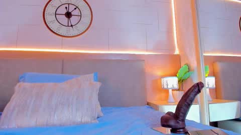 Melody online show from March 21, 8:19 am