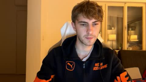 Melodicass online show from February 5, 1:04 am