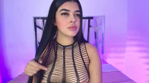 Snapshot of melody__77 chatting on September 12, 5:57 pm online show from September 12, 5:57 pm