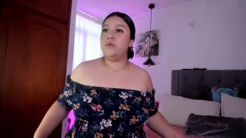  Leslie  online show from March 28, 12:16 pm