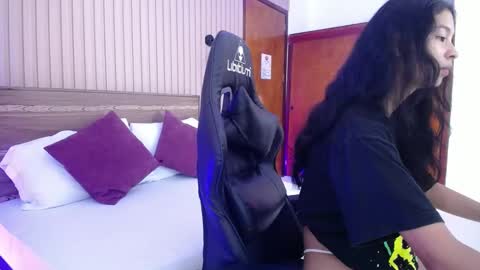 Melody  online show from December 4, 12:14 pm