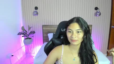 Melody  online show from January 4, 4:00 pm