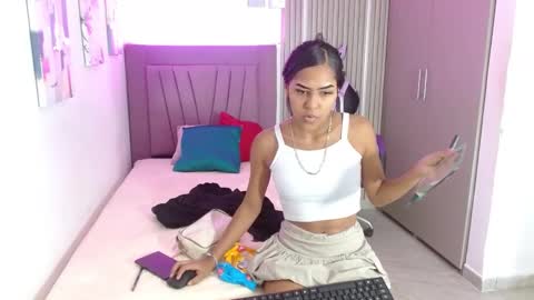 melody_mercy online show from January 15, 12:15 pm