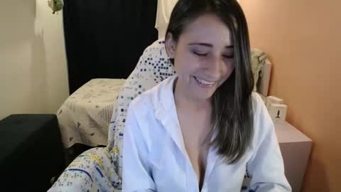 Snapshot of melody_sofia1 chatting on December 27, 11:10 pm Melody online show from December 27, 11:10 pm