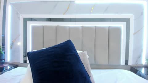 melodycharlotte online show from September 11, 6:24 am