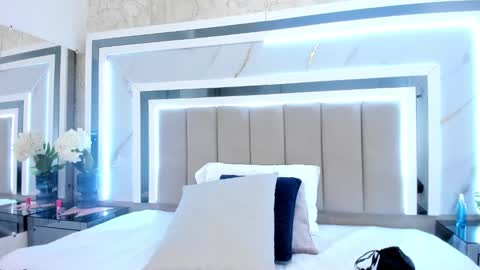 melodycharlotte online show from September 22, 12:51 pm