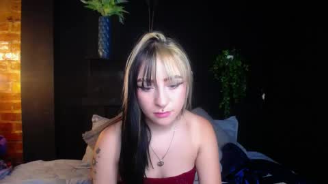 MELODY  online show from April 13, 8:58 pm