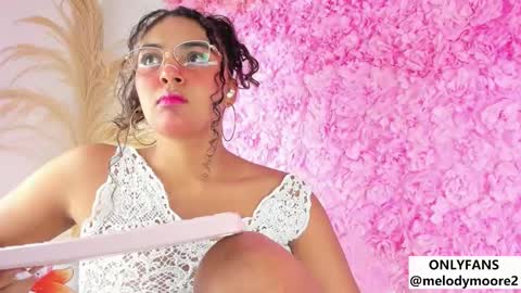 Melody online show from December 5, 4:25 pm