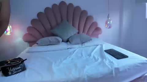 Melody online show from September 15, 8:31 pm