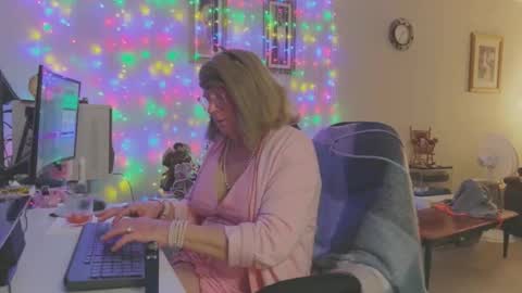 Melody online show from January 17, 4:43 pm