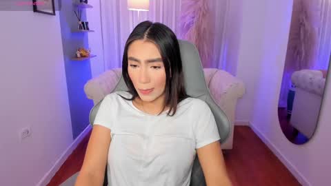 MELODYPVT IS OPEN online show from October 31, 1:01 pm