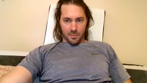 melxiss online show from November 14, 5:00 pm