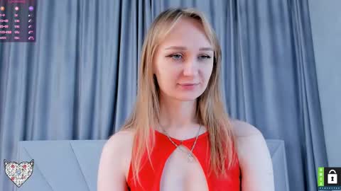 Snapshot of memento_mary chatting on February 9, 2:40 pm The princess of your dreams online show from February 9, 2:40 pm