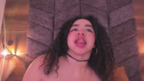  Memphis Williams  online show from February 8, 2:58 am