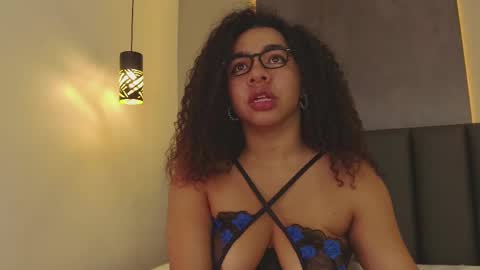  Memphis Williams  online show from February 18, 9:10 am