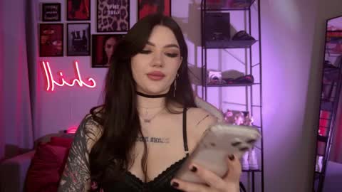 Snapshot of meow__baby chatting on April 6, 4:52 pm Amy Meow online show from April 6, 4:52 pm